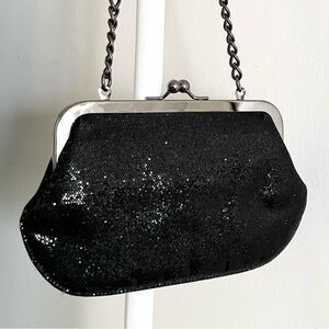 Express Black Sequin Mini Clutch with Kiss-Lock and Chain Strap: Vintage Glam